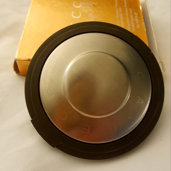 NEW BECCA X Jaclyn Hill "Champagne Pop" Shimmering Skin Perfector - Picture 2 of 5